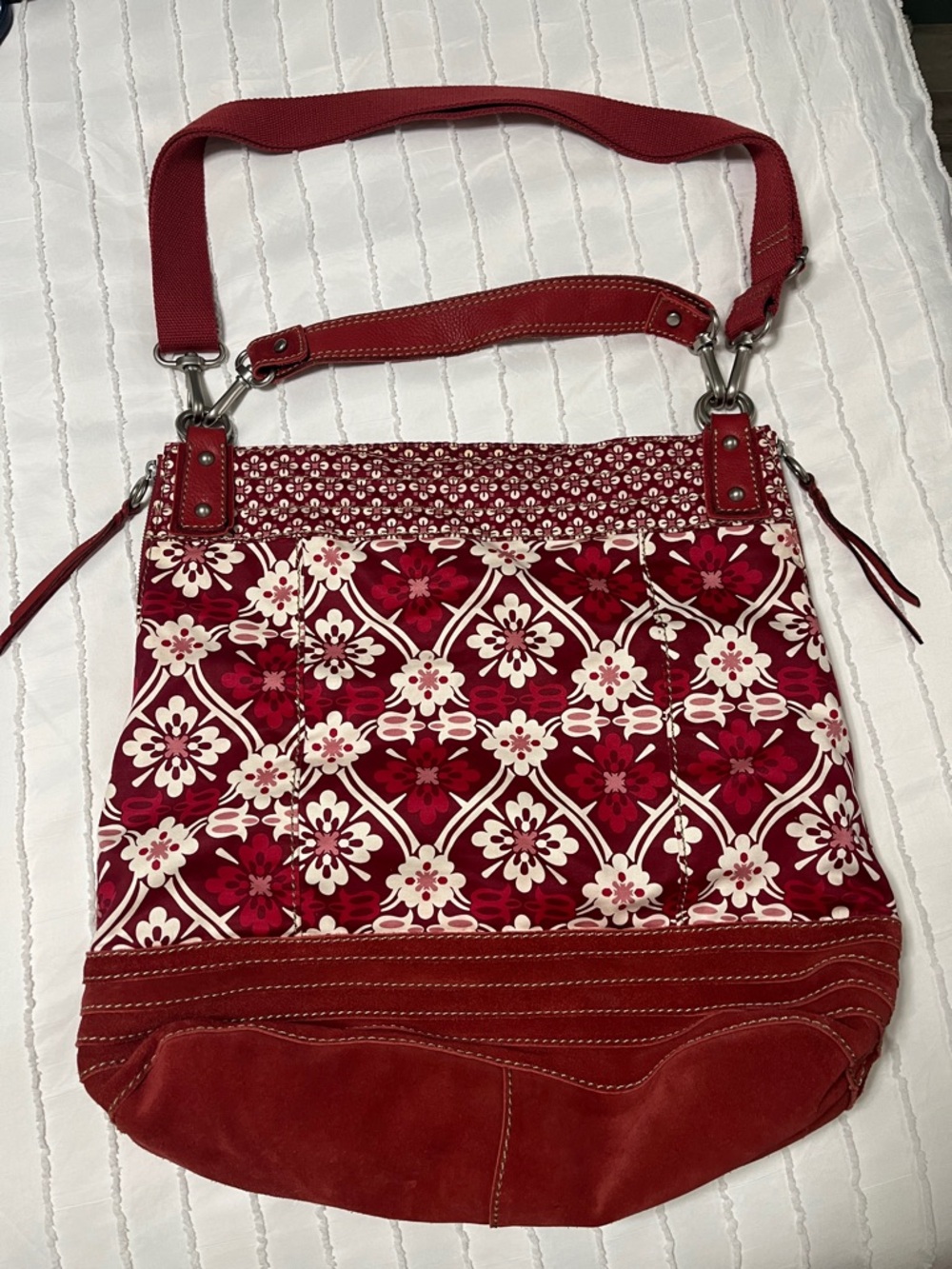 Fossil Red and Cream Floral Shoulder Bag